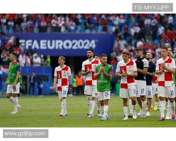 克罗地亚足球球星数据分析：从莫德里奇到佩里西奇的全面表现对比