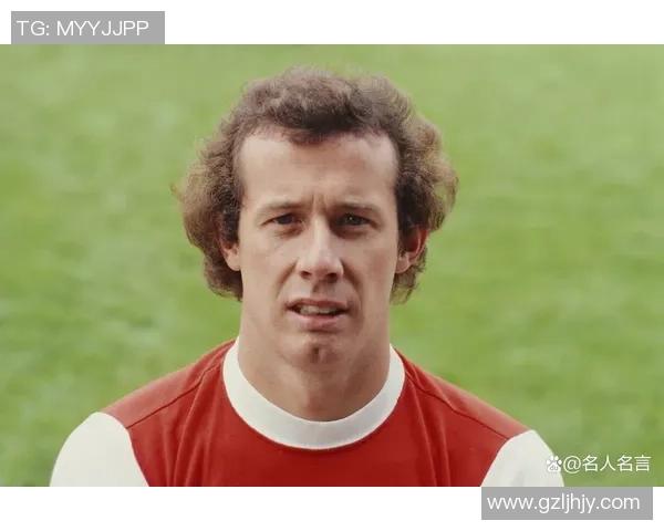 大足球明星背后的名字故事与世界足坛的传奇人物揭秘 大足球明星背后的名字故事与世界足坛的传奇人物揭秘