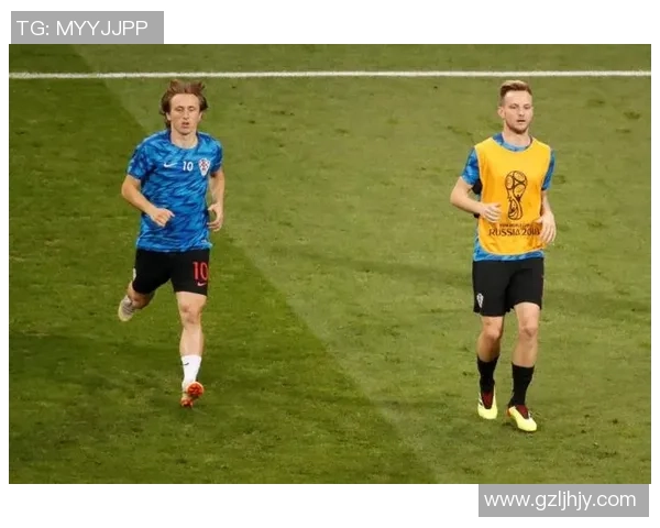 李真突破自我成就传奇足球之路引领新时代球场风潮 李真突破自我成就传奇足球之路引领新时代球场风潮