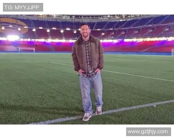 球星踢完足球脱鞋放松瞬间引热议 网友纷纷点赞他的一举一动